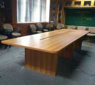 MEJA RAPAT KANTOR