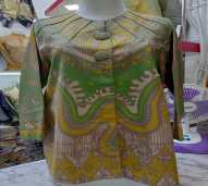 Blouse Batik Solo Wanita 