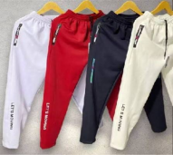 Baju kaos dan training olah raga