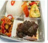 Nasi Semur Daging Komplit