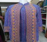 Baju Tenun Wanita Khas Sultra