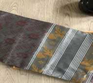 KAIN TENUN KONUT MOTIF KEPALA RUSA 