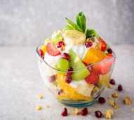 SALAD BUAH KU