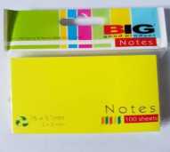 pembtas kertas besar {stick note)/post it